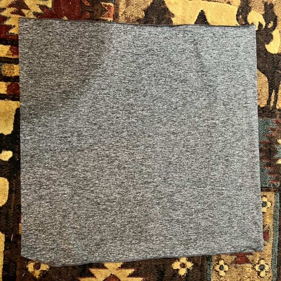 Oiselle neck gaiter/scarf - Picture 2 of 2